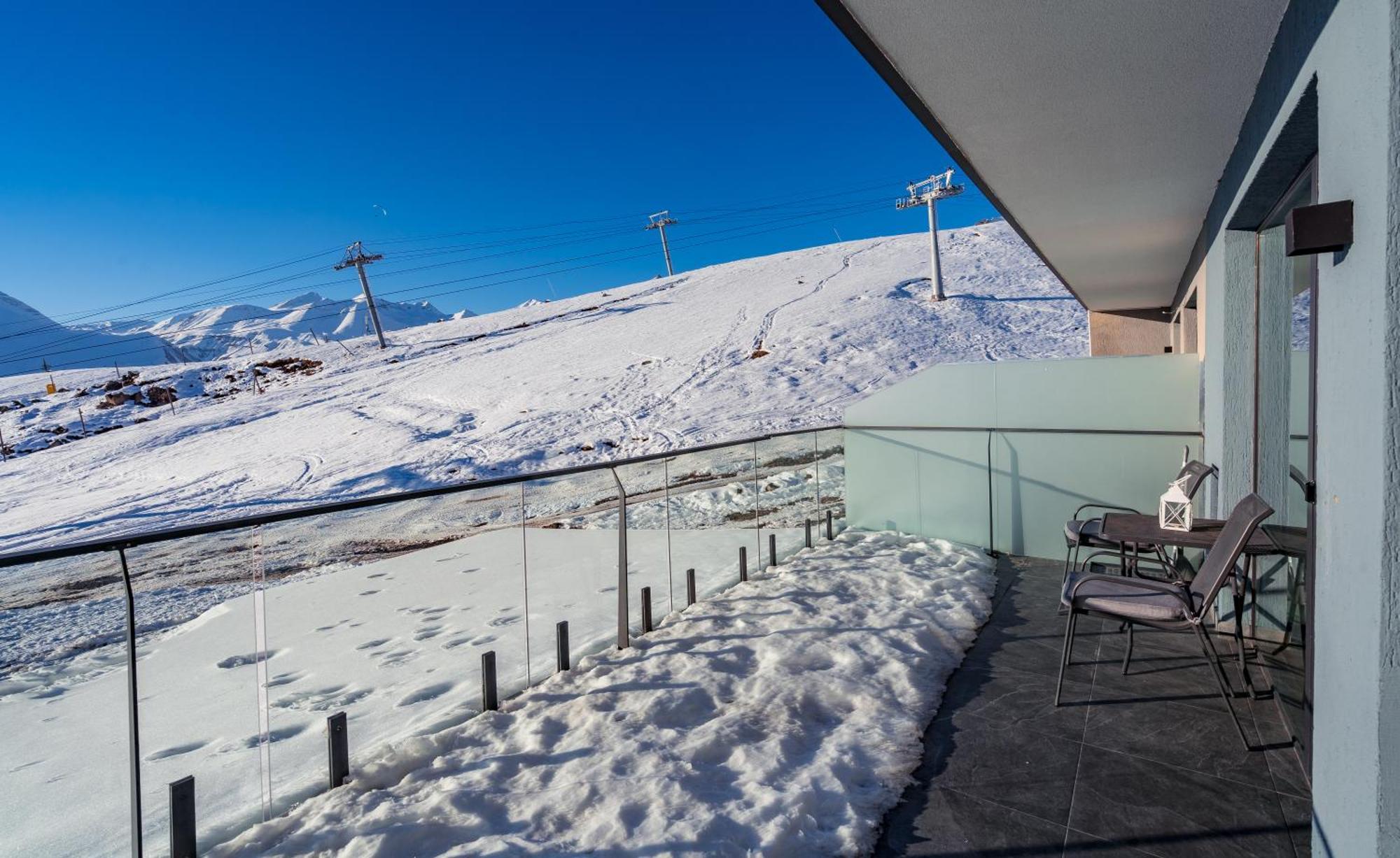 New Gudauri Apartments In Atrium Eksteriør billede